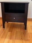2 bedside tables with drawer