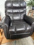 Electric lift chair