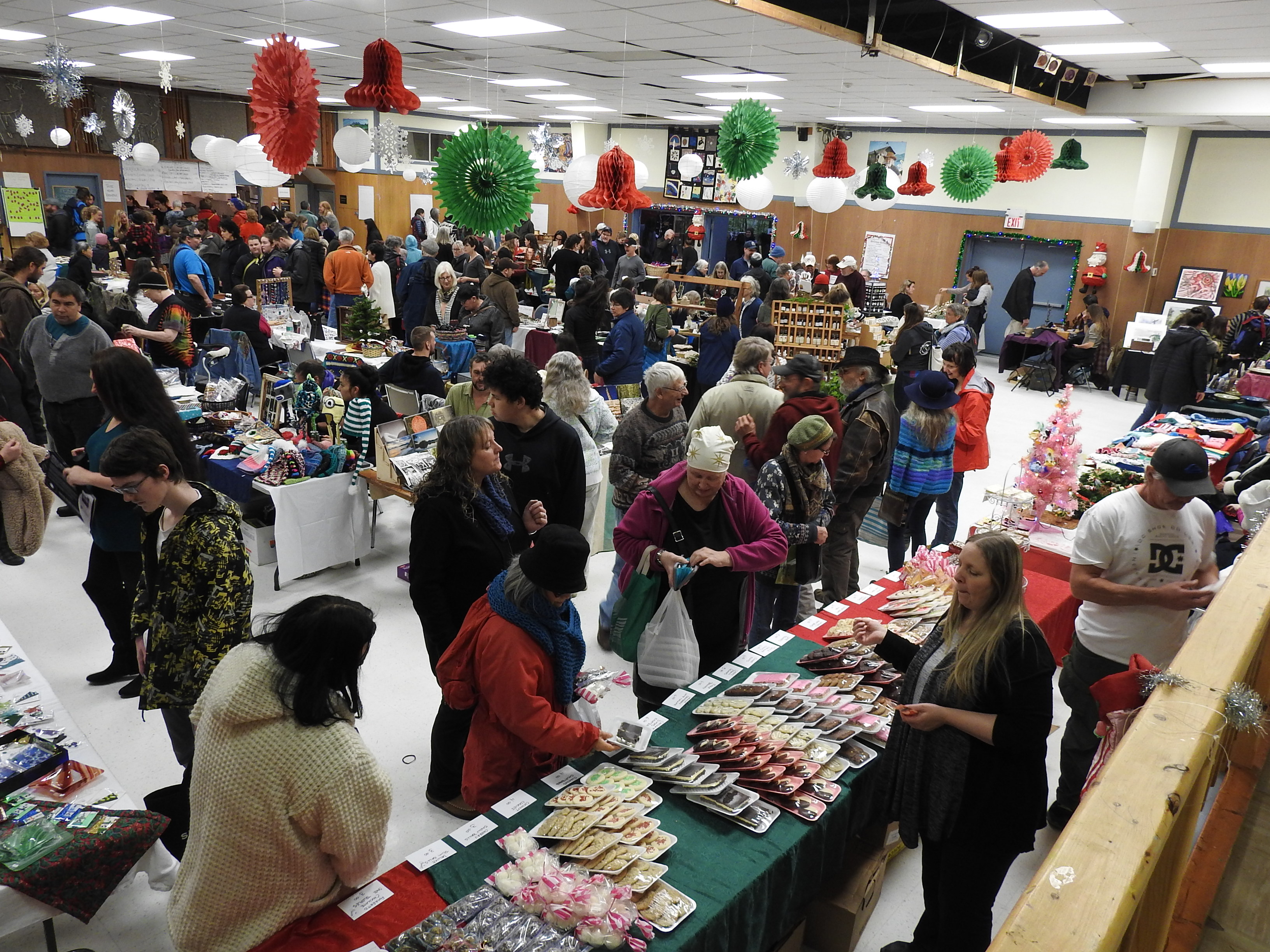 QC Community Club Christmas Craft Fair